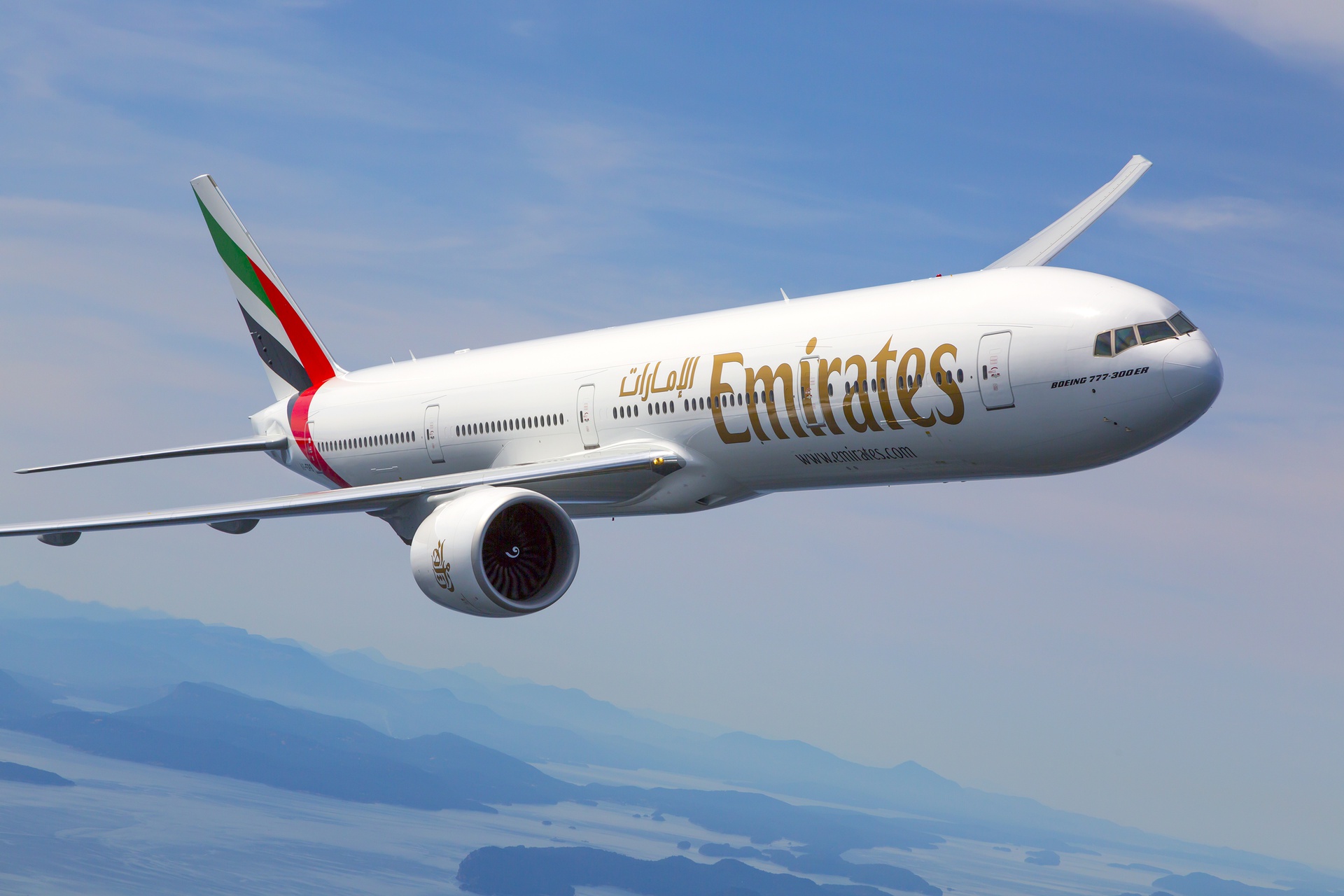 1920_Emirates_Boeing_777-300ER-390305