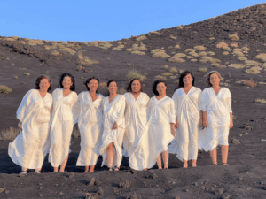 Etna_s_Wine_Women_01