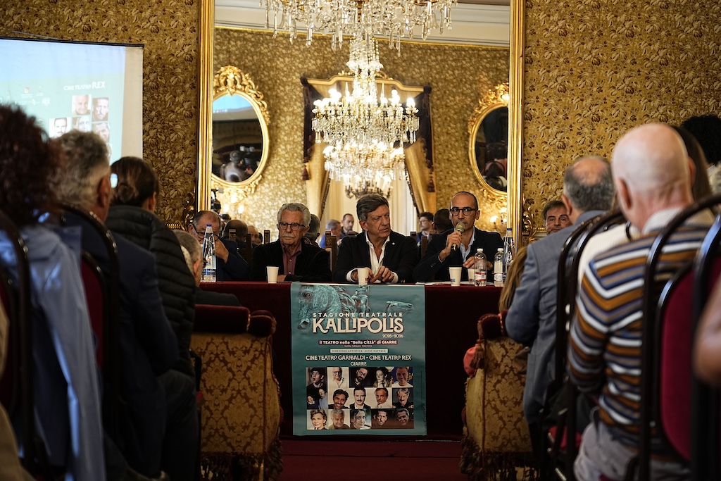 Tavolo insieme (1)