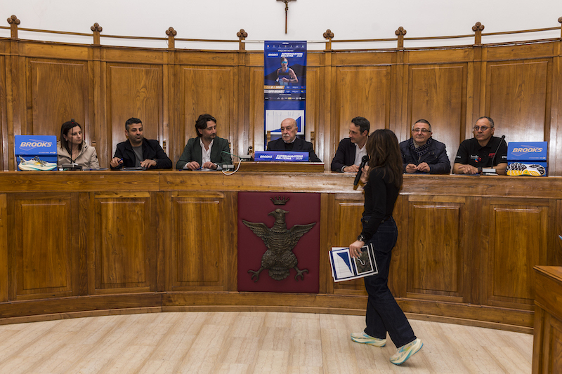 Presentazione SuperMaratona nella Sala Consiliare del Comune di Linguaglossa - PhPierluigiBenini01(3)