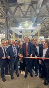 Sammartino inaugura il padiglione della Sicilia al Tutto food