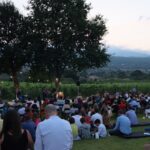 Murgo inaugura Jazz in Vigna con la bottiglia più grande mai realizzata in Sicilia