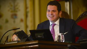 b - Gaetano Galvagno, presidente dell'Assemblea Regionale Siciliana