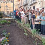 BRONTE – Fiori e piante messe a dimora  dai cittadini nella piazzetta Sant’Antonio