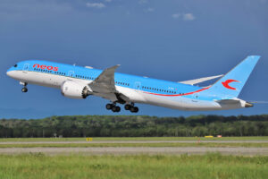 NEOS 787 DREAMLINER (1)